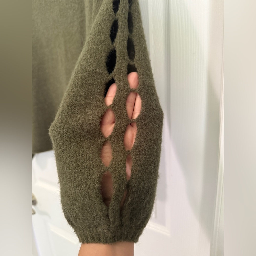 Moss Green Open-Front Women’s Sweater Cardigan - Picture 11 of 13